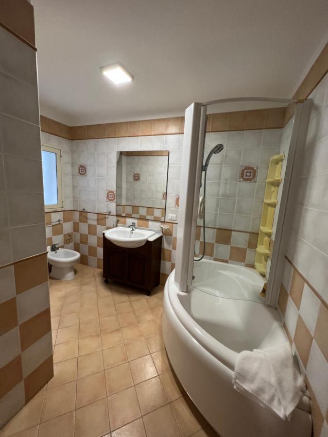 John'S House Apartment Чефалу Екстериор снимка