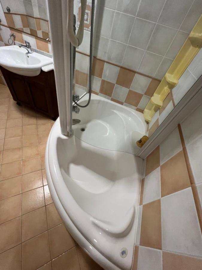 John'S House Apartment Чефалу Екстериор снимка