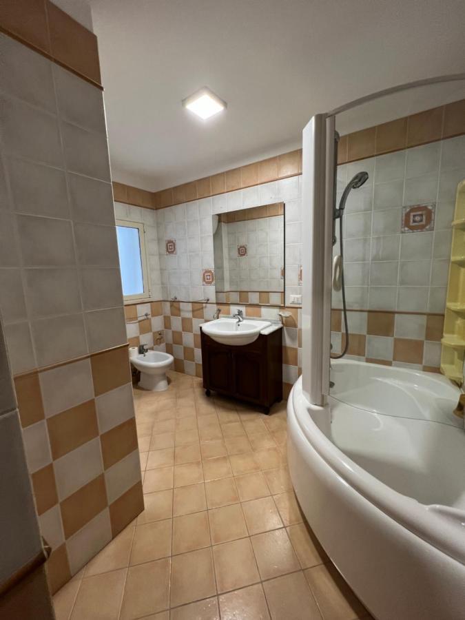John'S House Apartment Чефалу Екстериор снимка