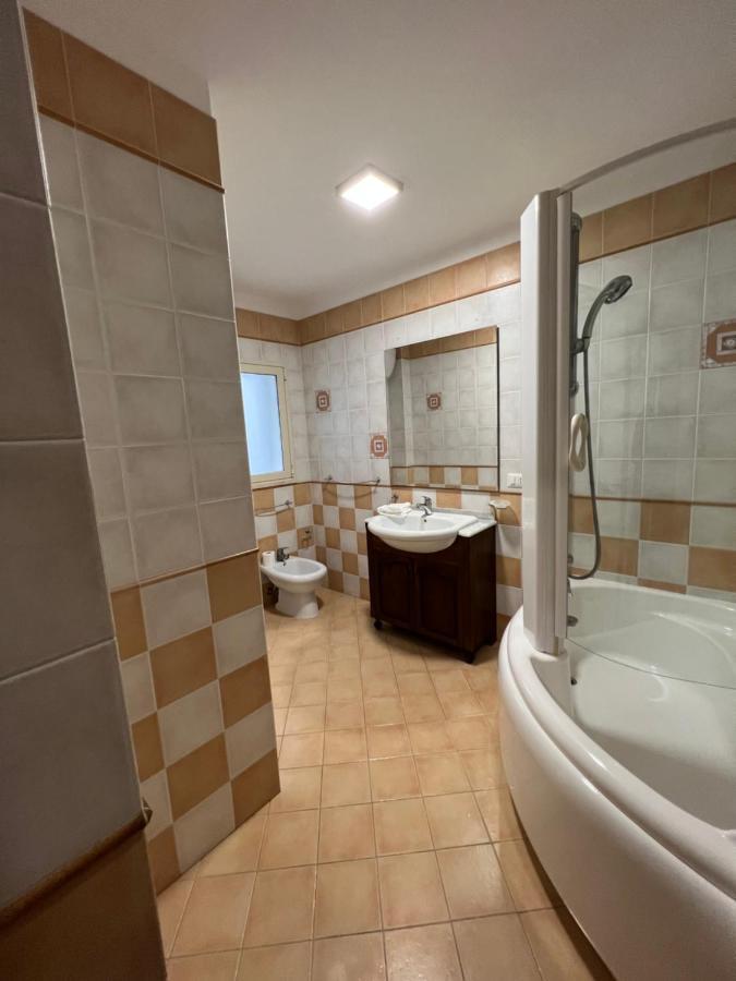 John'S House Apartment Чефалу Екстериор снимка