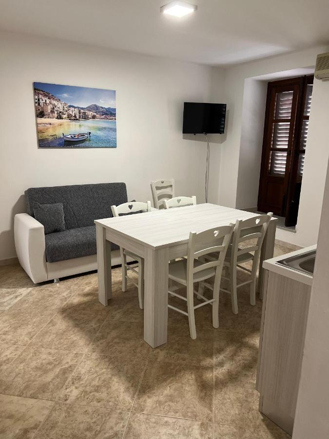 John'S House Apartment Чефалу Екстериор снимка