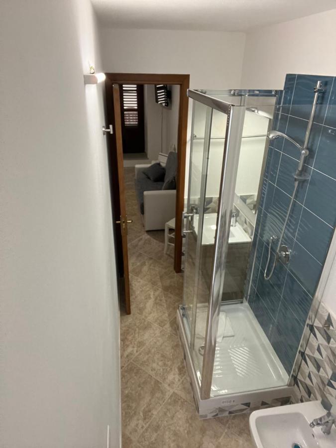John'S House Apartment Чефалу Екстериор снимка