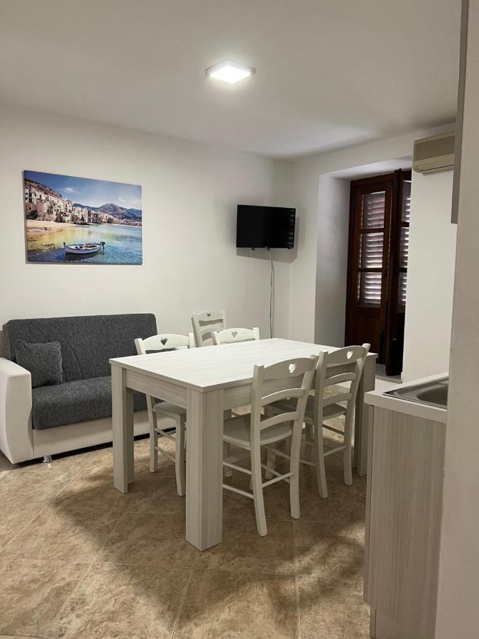 John'S House Apartment Чефалу Екстериор снимка