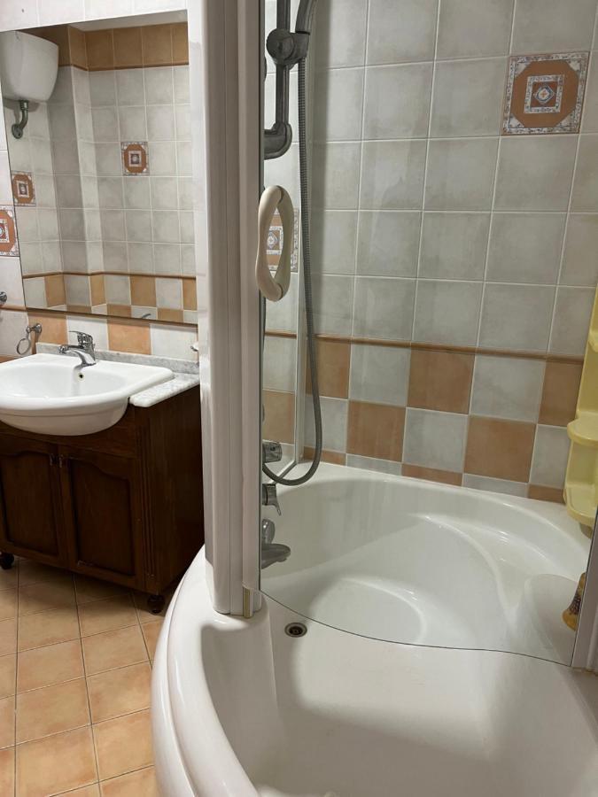 John'S House Apartment Чефалу Екстериор снимка